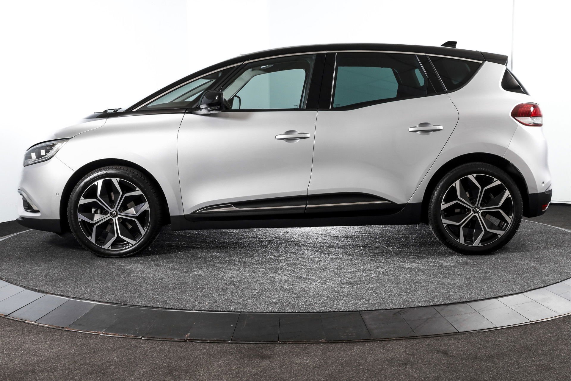 Renault - Scénic