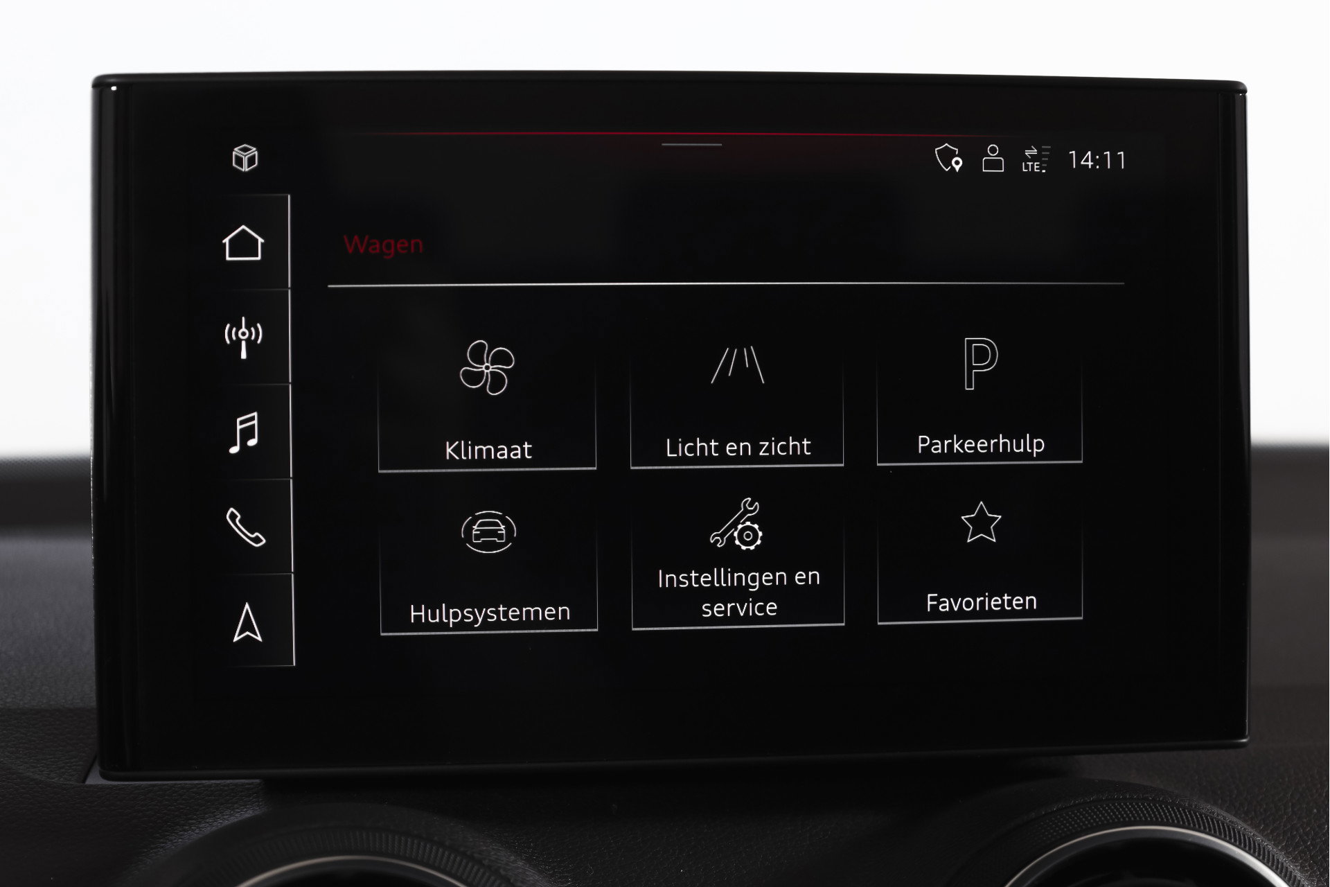Audi - Q2