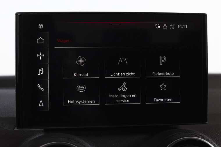 Audi - Q2