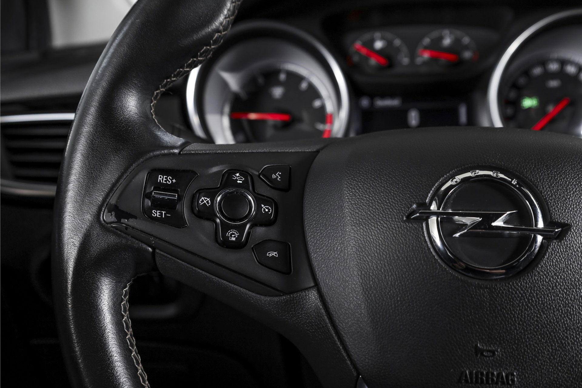 Opel - Astra