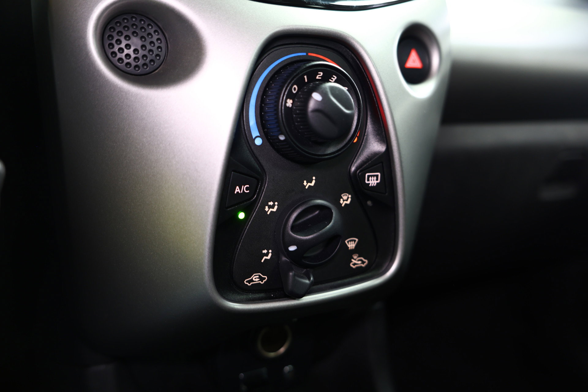 Peugeot 1.2 Puretech Allure CABRIO TOP NAVIGATIE CARPLAY AIRCO A. CAMERA 2018 - foto 23
