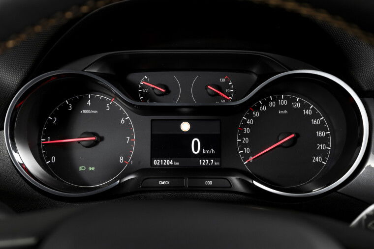 Opel - Crossland X