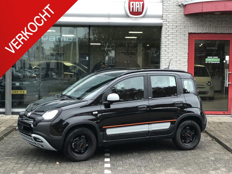 Foto van Fiat Panda 1.0 Hybrid Cross Garmin