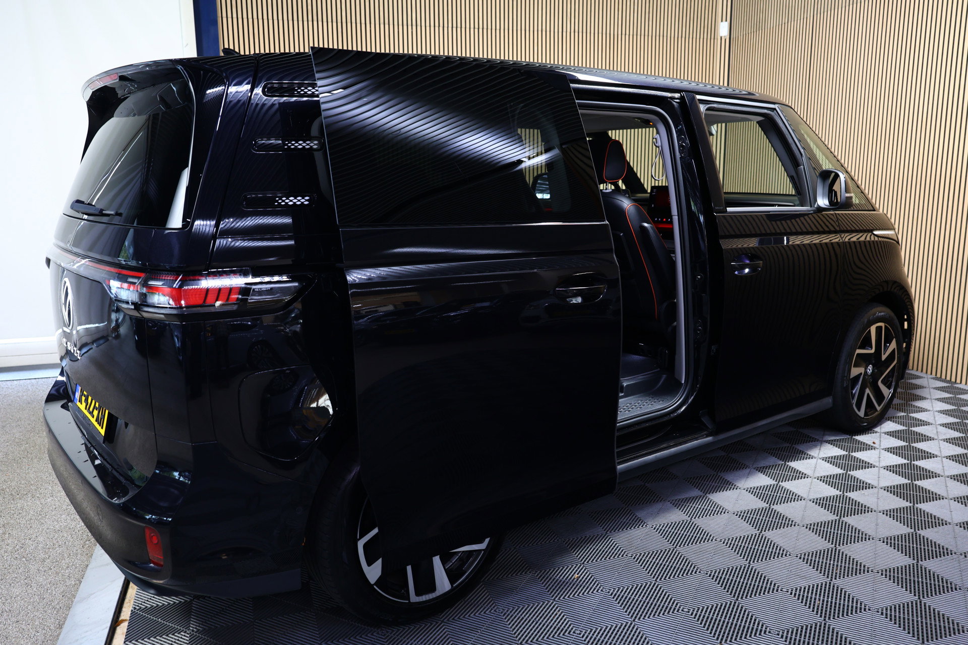 Volkswagen 1st Max 77kWh BTW | Elek. Deuren | Leder | 360° | Trekhaak - foto 49