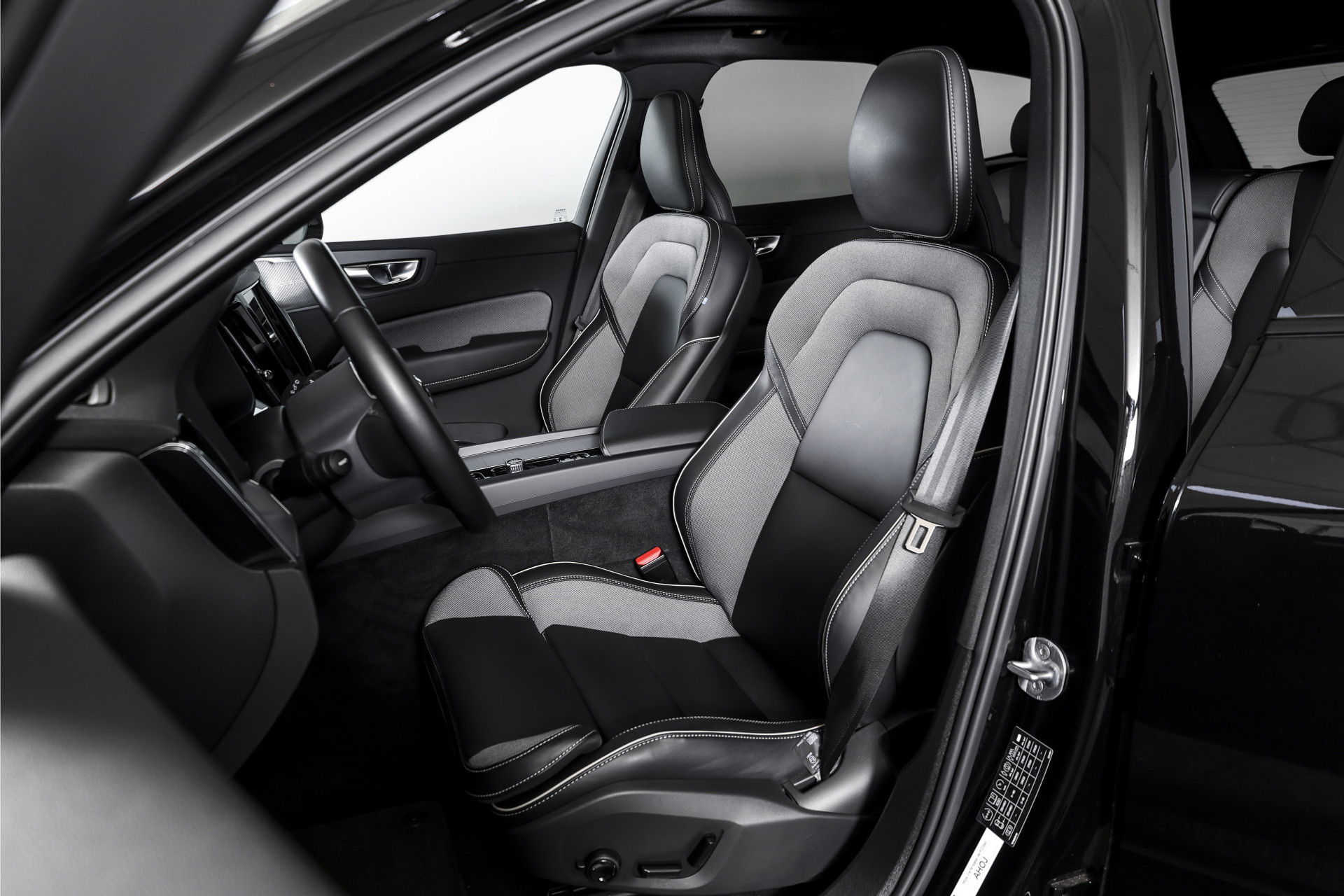 Volvo - XC60