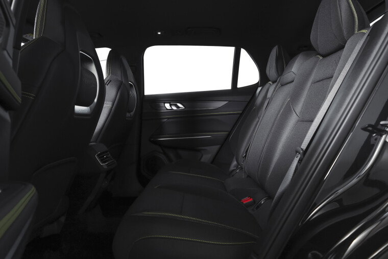 Lynk & Co - 01