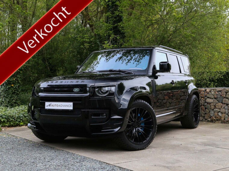 Foto van Land Rover Defender 110 D300 Urban Widetrack byAdvance Commercial / Grijs Kenteken