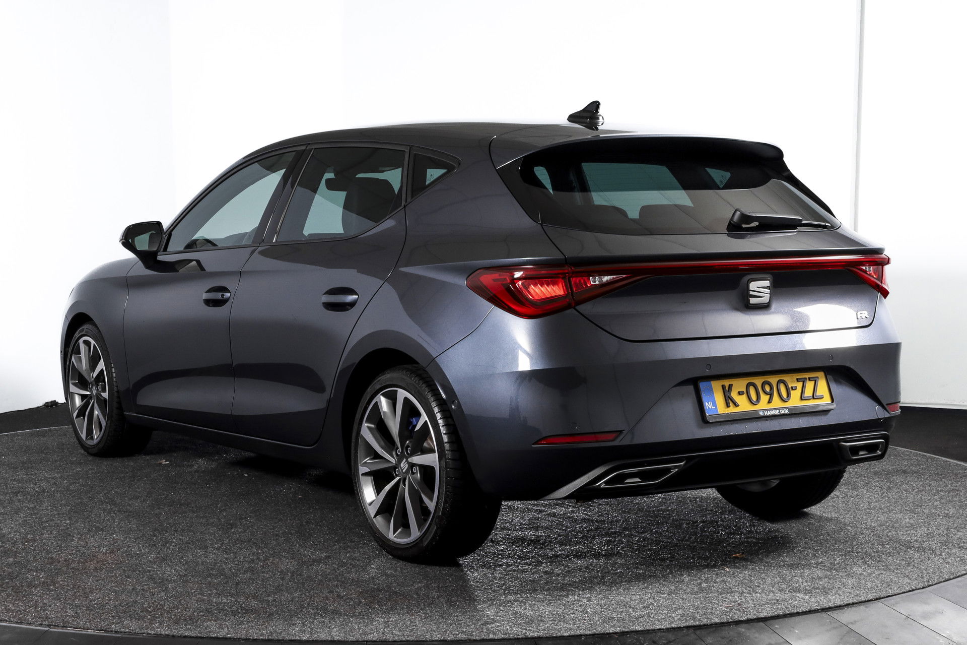 SEAT - Leon