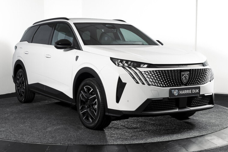 Peugeot - 5008