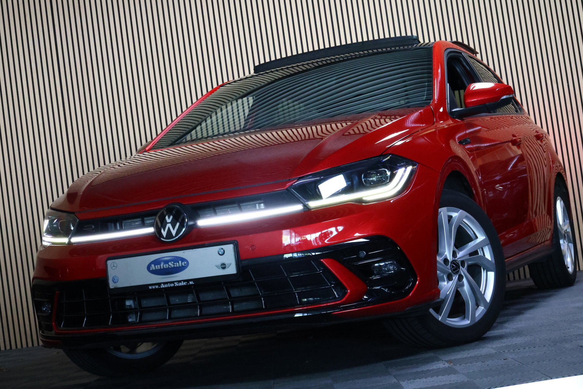 Volkswagen 1.0 TSI R-Line Business AVM DSG NAVI CARPLAY PANO STOELVW '22 - foto 10