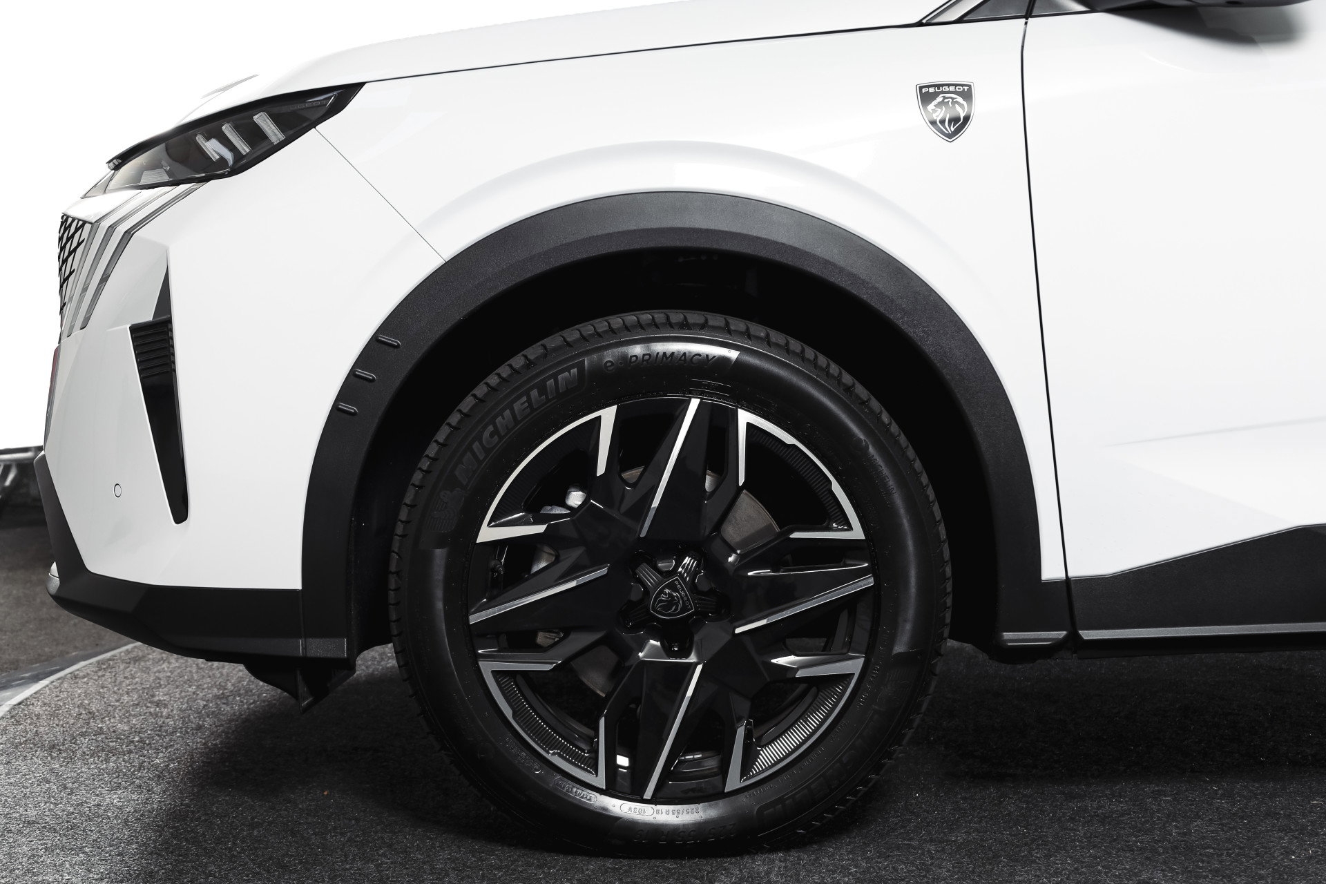 Peugeot - 5008