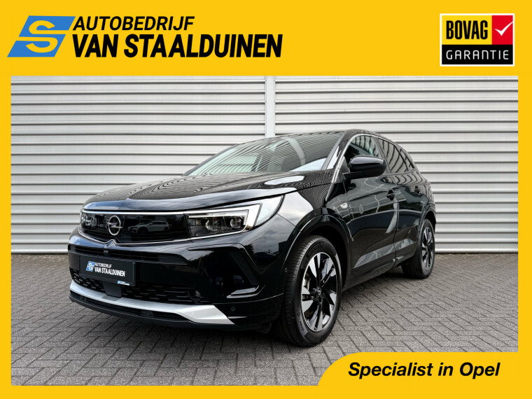 Foto van Opel Grandland 1.6 Turbo Plug-In Hybrid Elegance