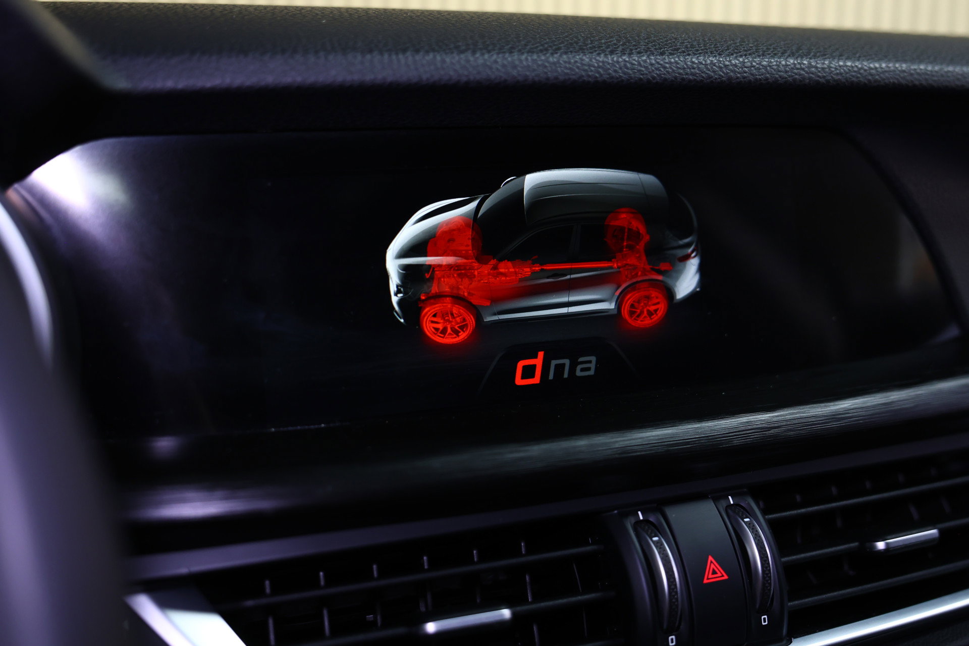 Alfa Romeo 2.0 T AWD Super 44000 km !! AVM MEMORY CAMERA NAVI AUTOM CLIMA DNA '19 - foto 27
