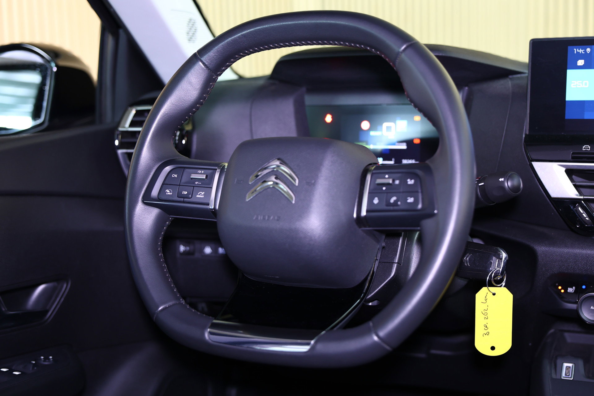 Citroën Shine 50 kWh CARPLAY CLIMA CAMERA NAVI VIRTUAL CRUISE LANE STOELVW '21 - foto 33