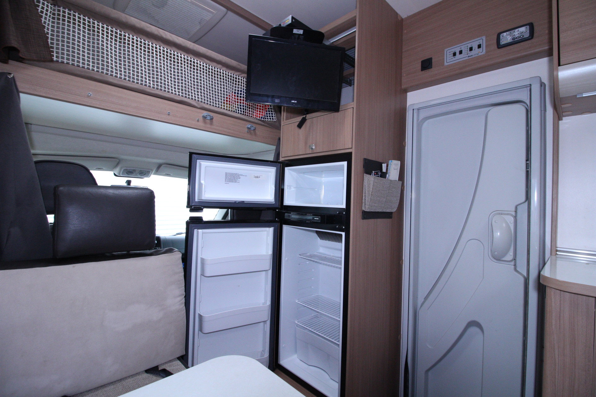 Sun Living A49DF 6 Persoons AVM CRUISE A.CAMERA AIRCO ZONNEPANEEL '14 - foto 25
