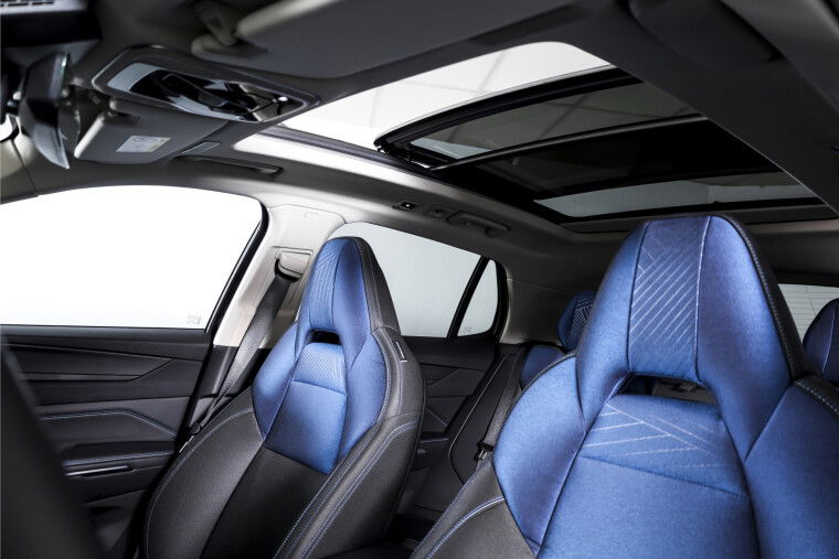 Lynk & Co - 01