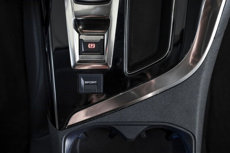 Peugeot - 3008