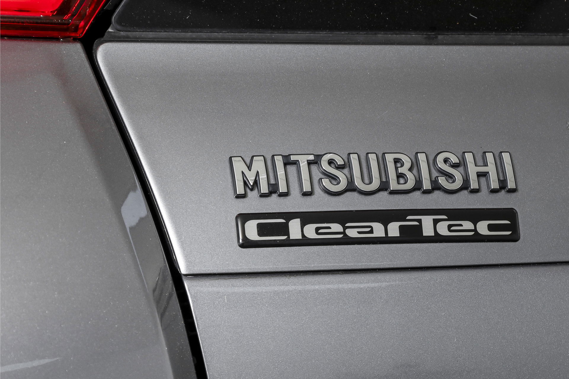 Mitsubishi - Eclipse Cross