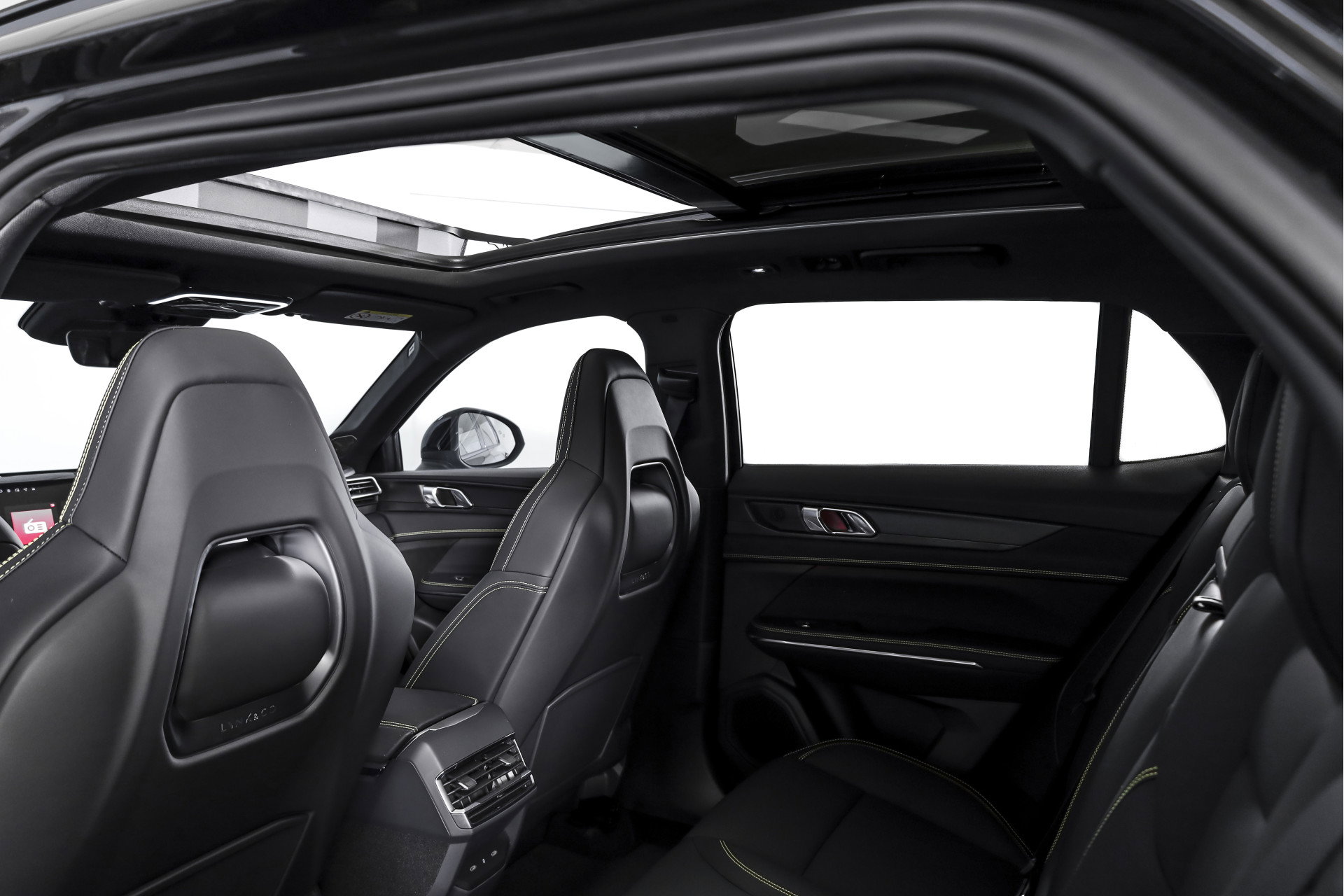 Lynk & Co - 01