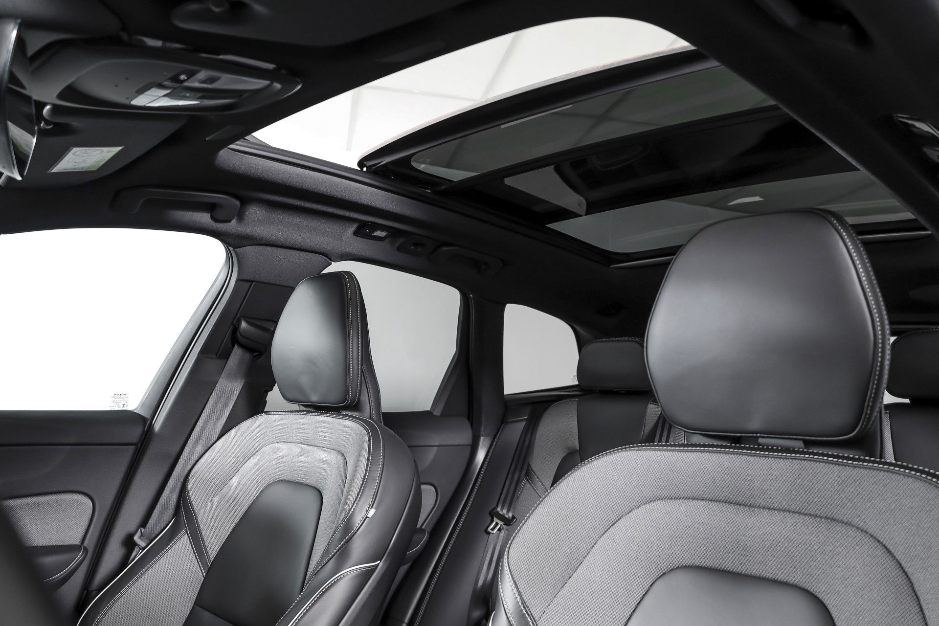 Volvo - XC60