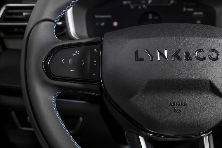 Lynk & Co - 01