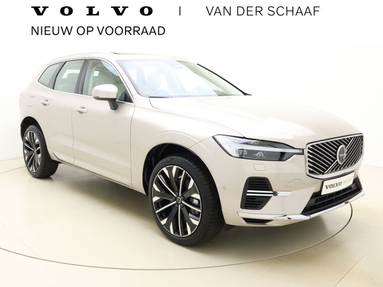 Foto van Volvo XC60 T6 AWD 350pk Ultra Bright