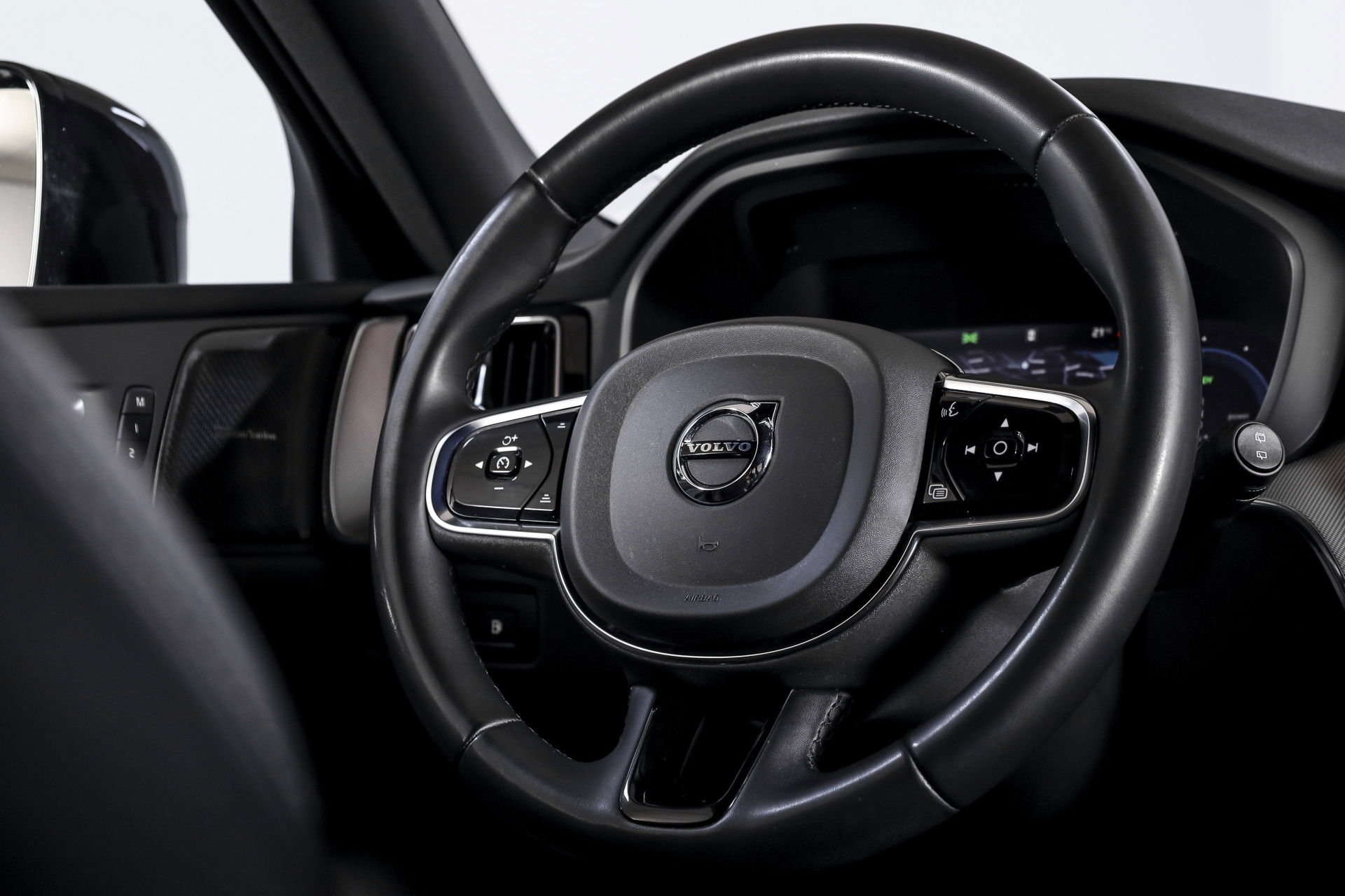 Volvo - XC60