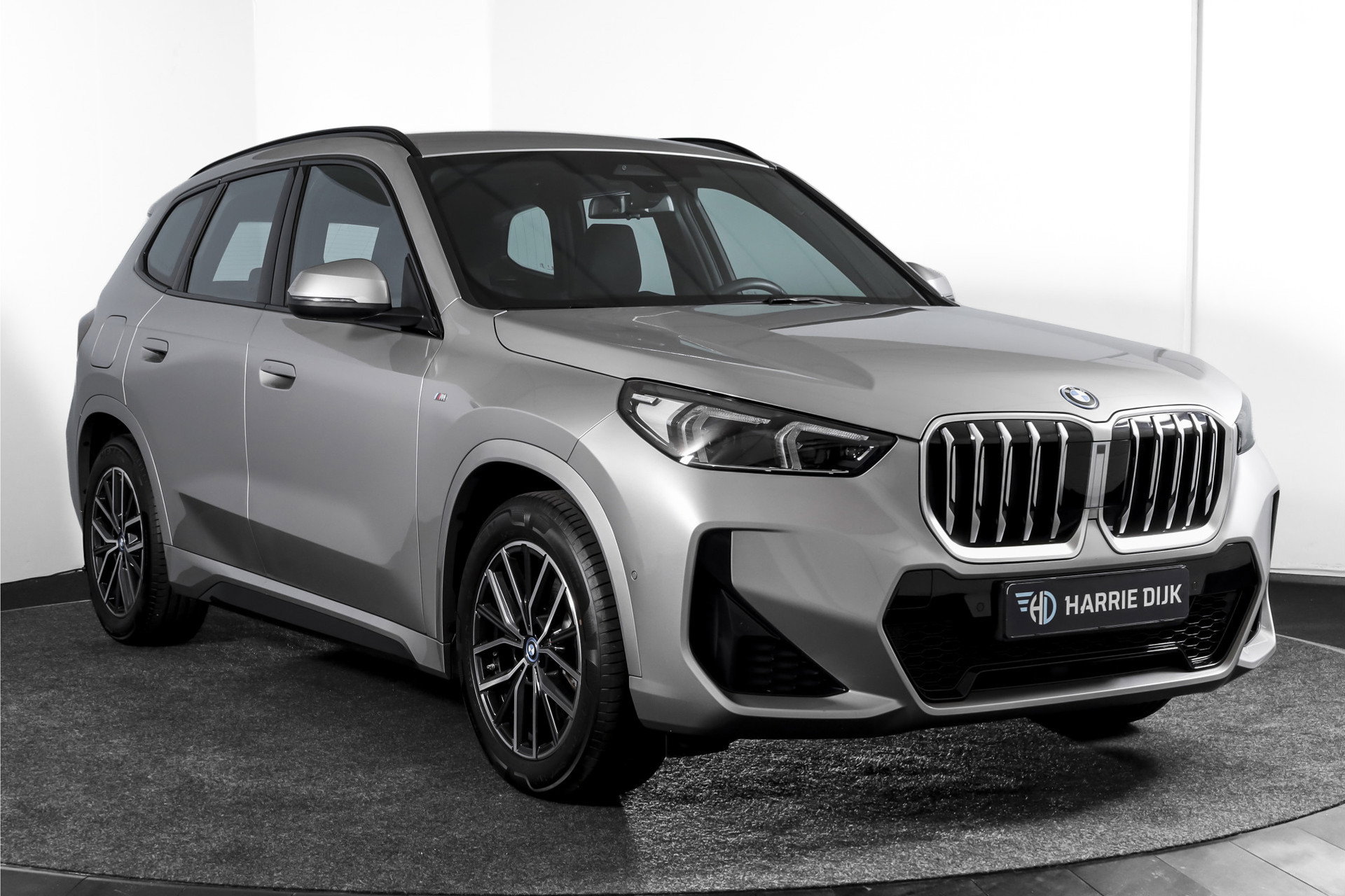 BMW - X1