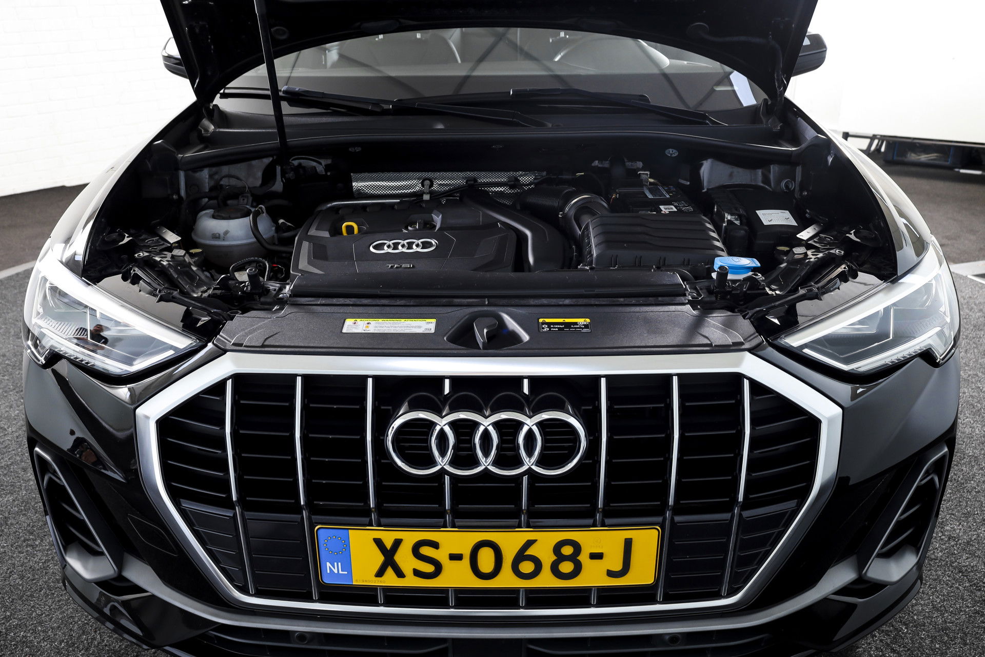 Audi - Q3