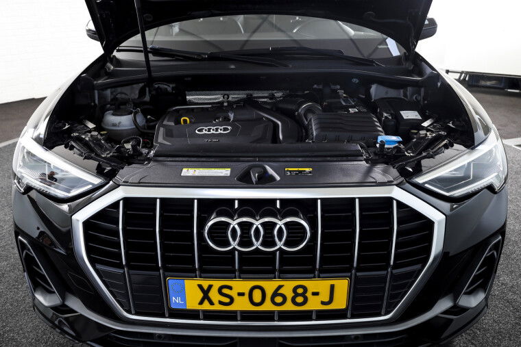 Audi - Q3