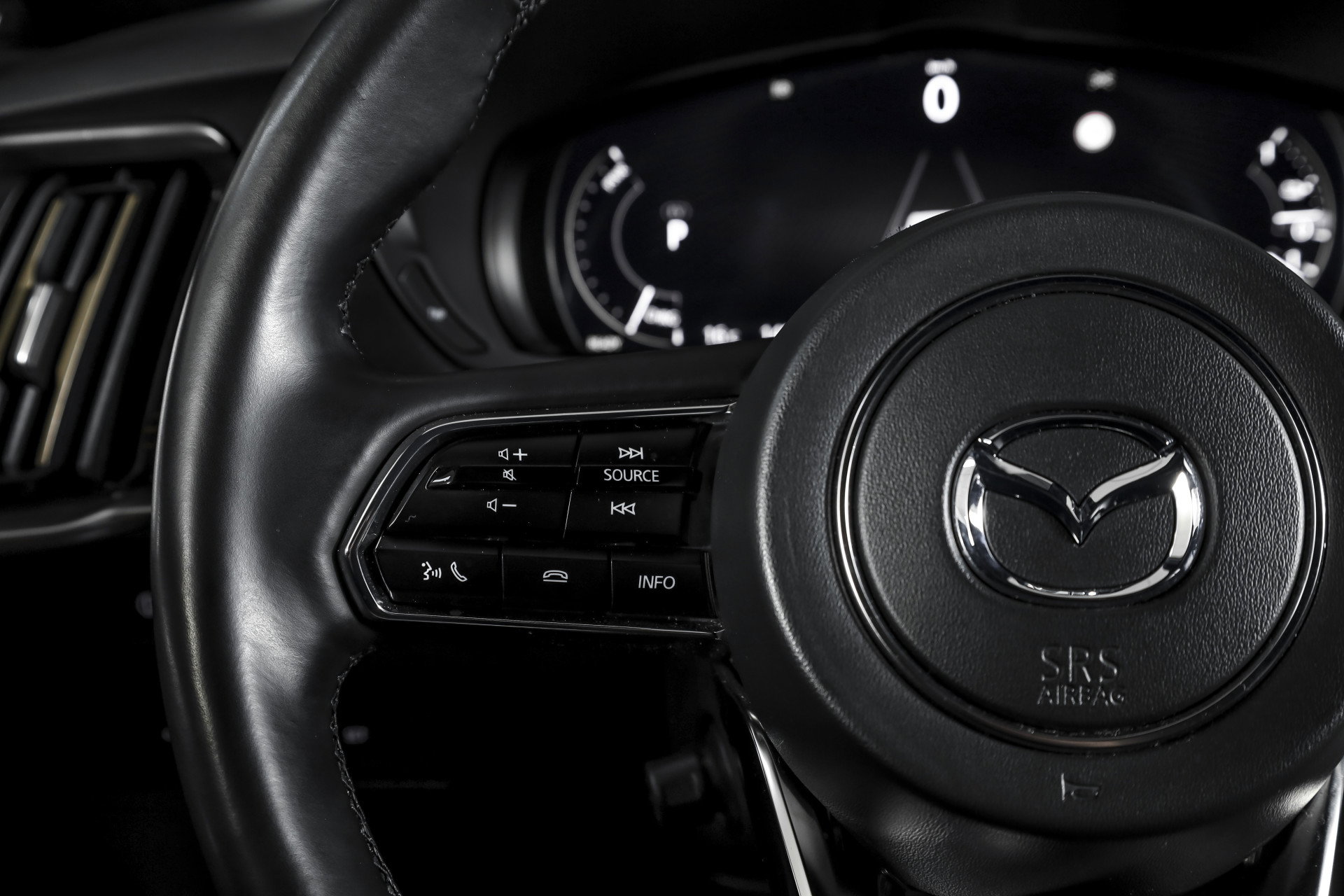 Mazda - CX-80