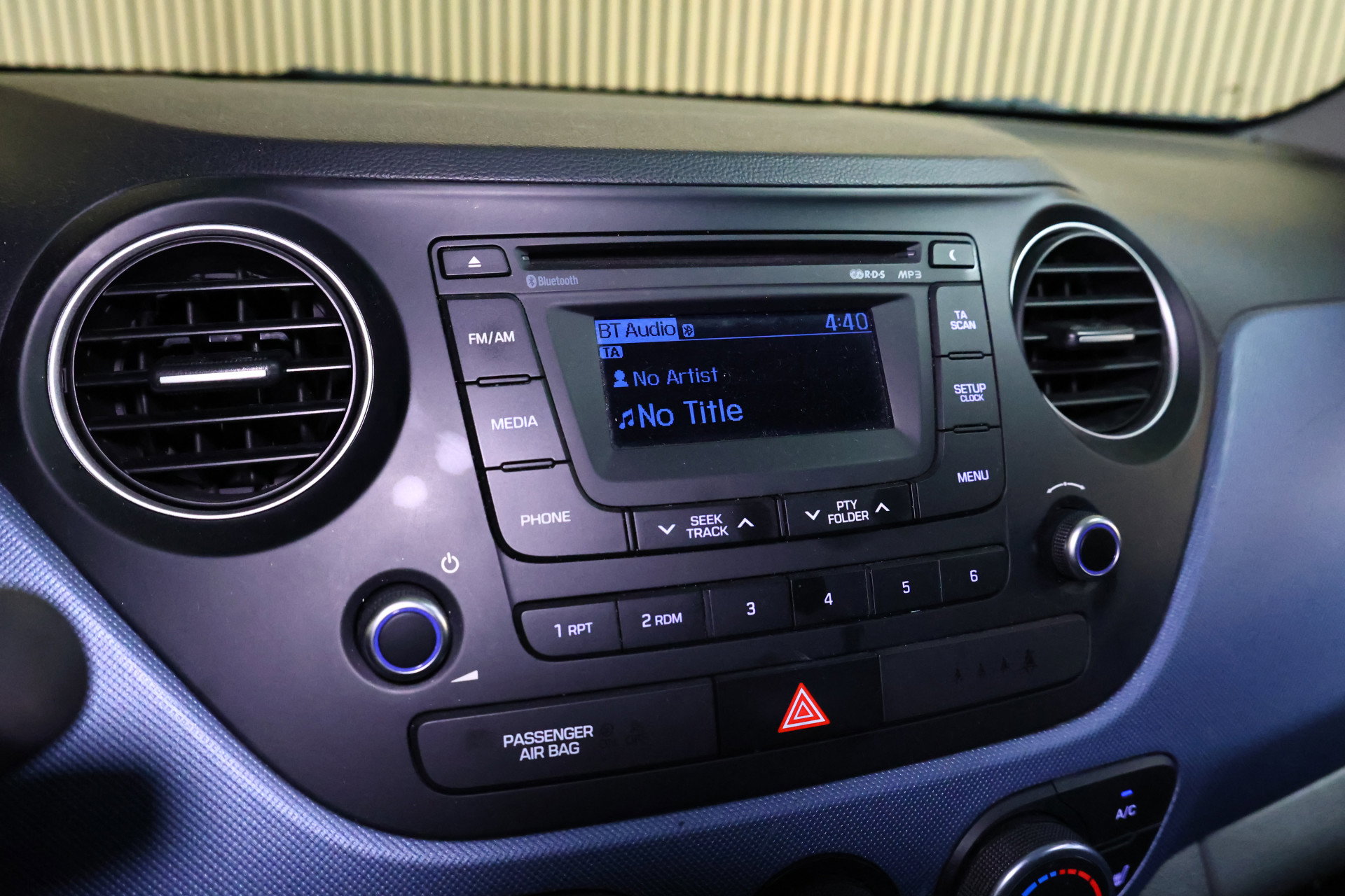 Hyundai 1.0i Comfort 5p. AUTOMAAT AIRCO BT STOELVERWARMING 2016 - foto 16
