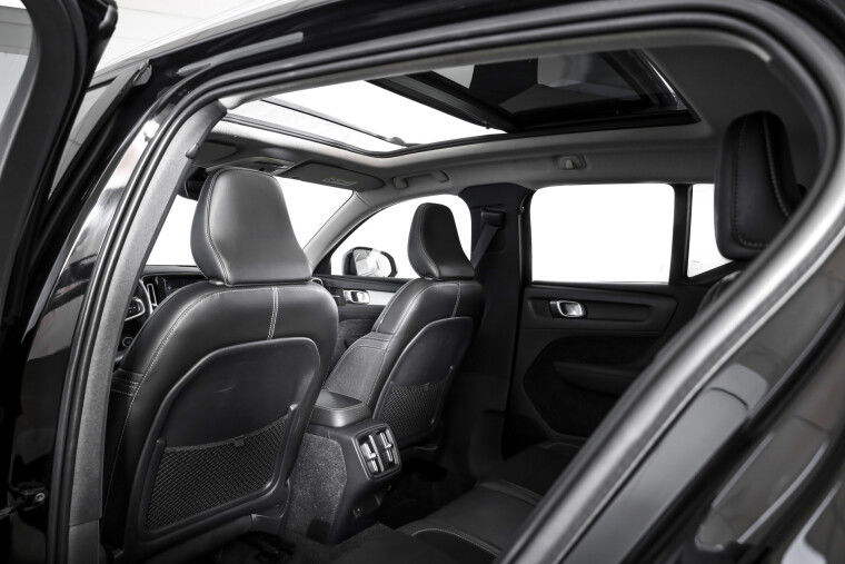 Volvo - XC40