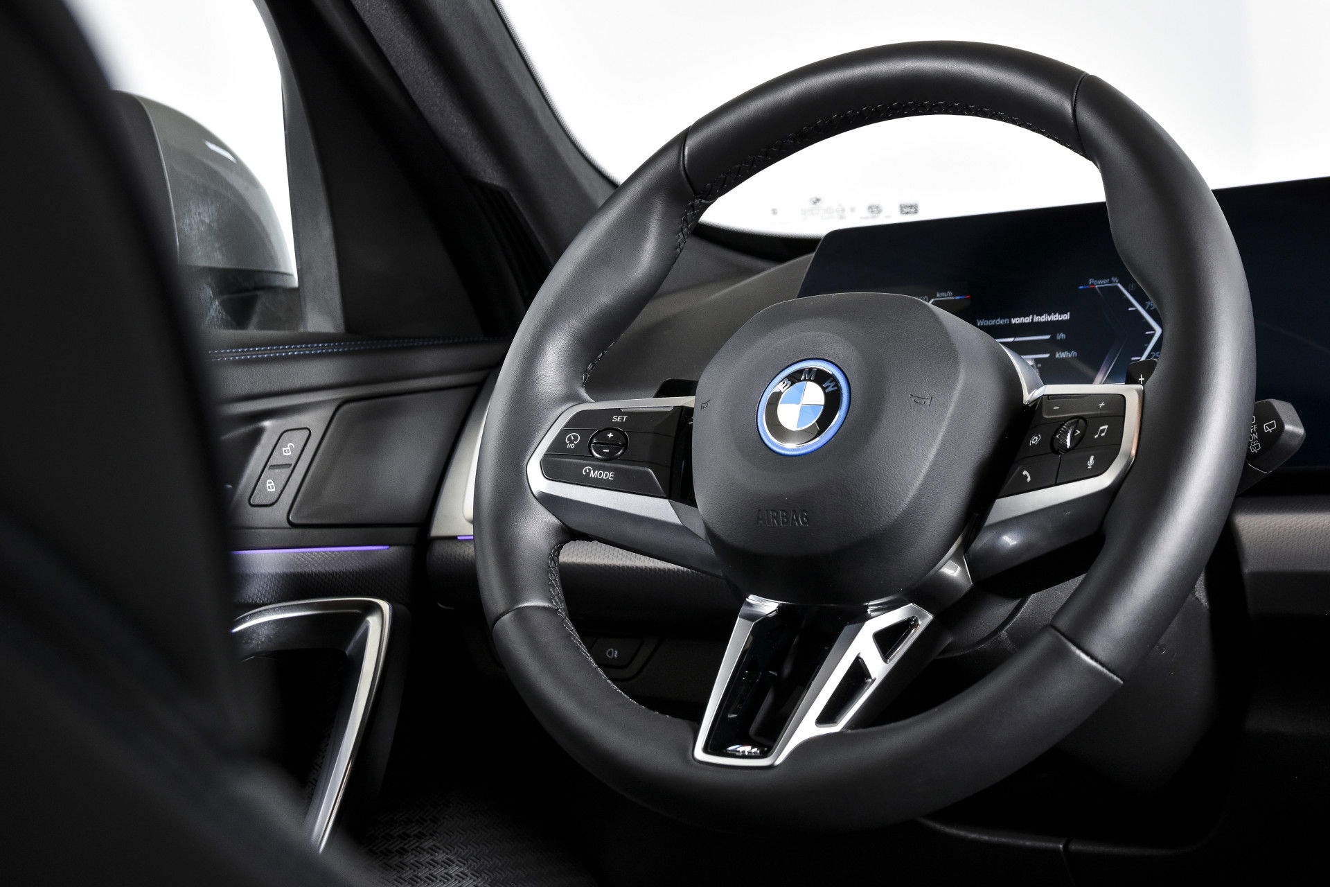 BMW - X1