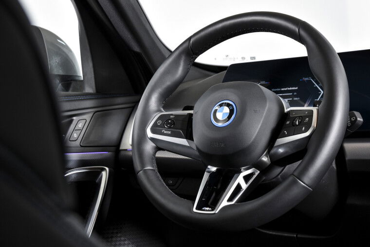 BMW - X1
