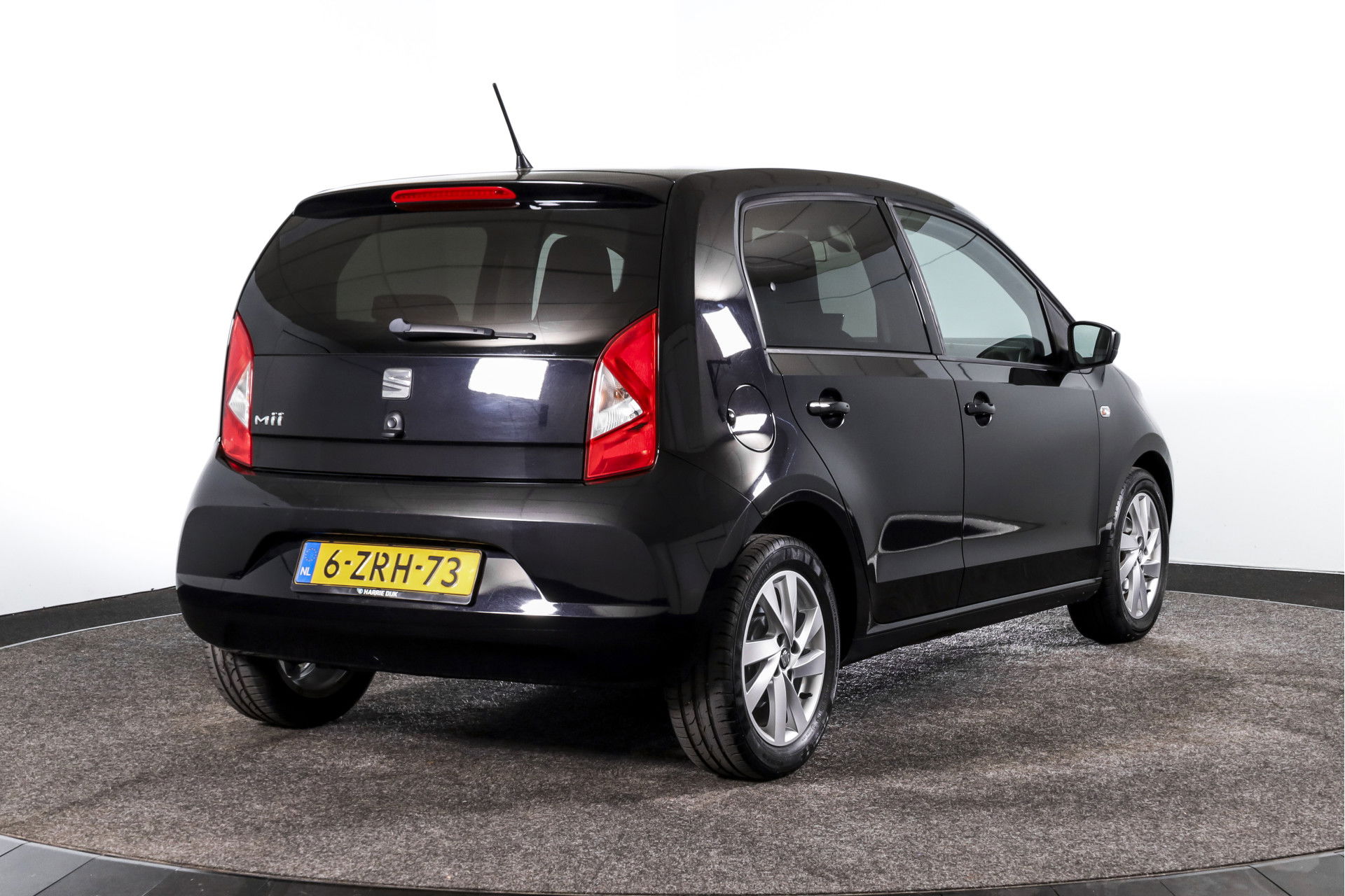 SEAT - Mii