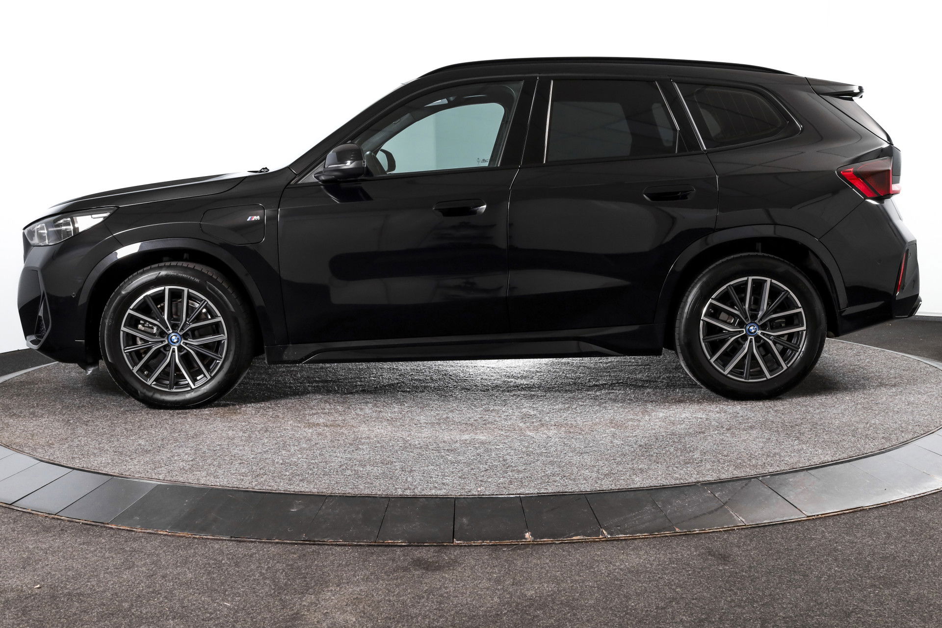 BMW - X1