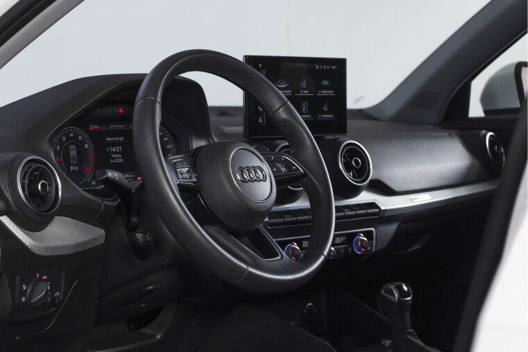 Audi - Q2