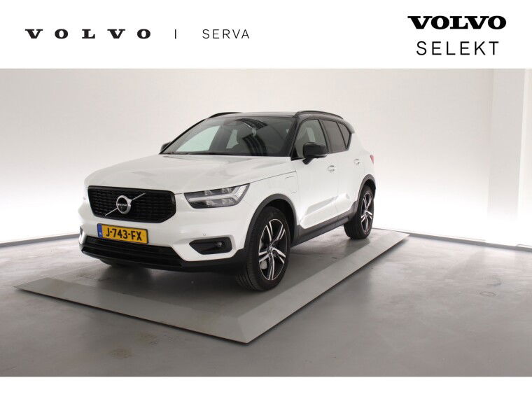 Foto van Volvo XC40 T5 Recharge R-Design Automaat | Power Seats | Driver Assist | Lounge Pack