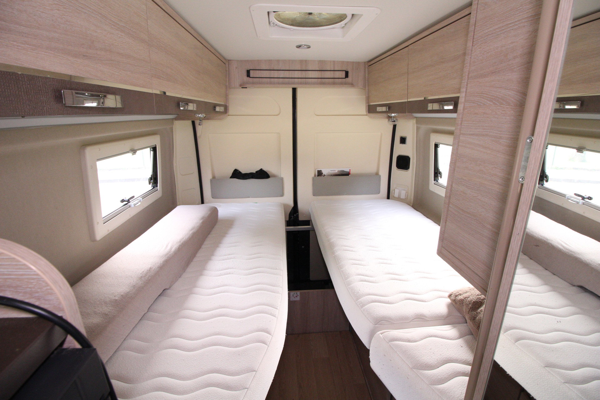Rapido Van 640 BUSCamper AVM AUTOMAAT PANORAMA CARPLAY AIRCO CAMERA DAB BT LEDER '21 - foto 13