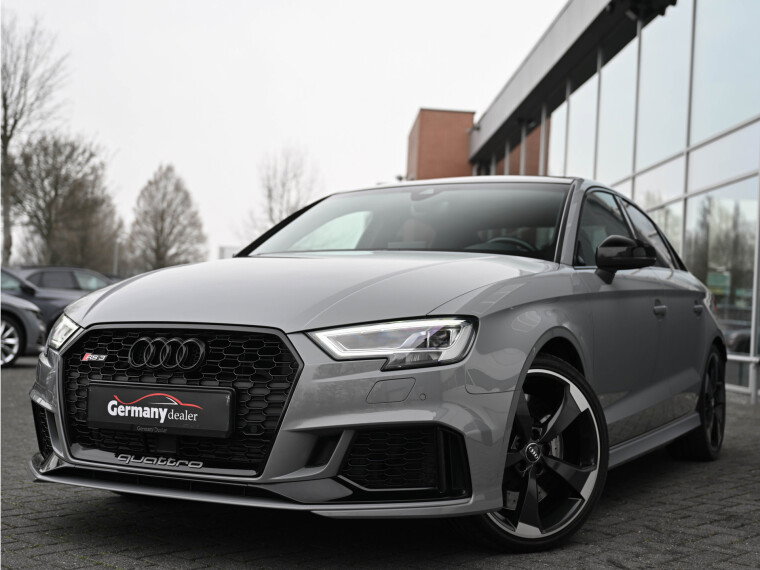 Audi RS3 Limousine 2.5TFSI 400pk Quattro