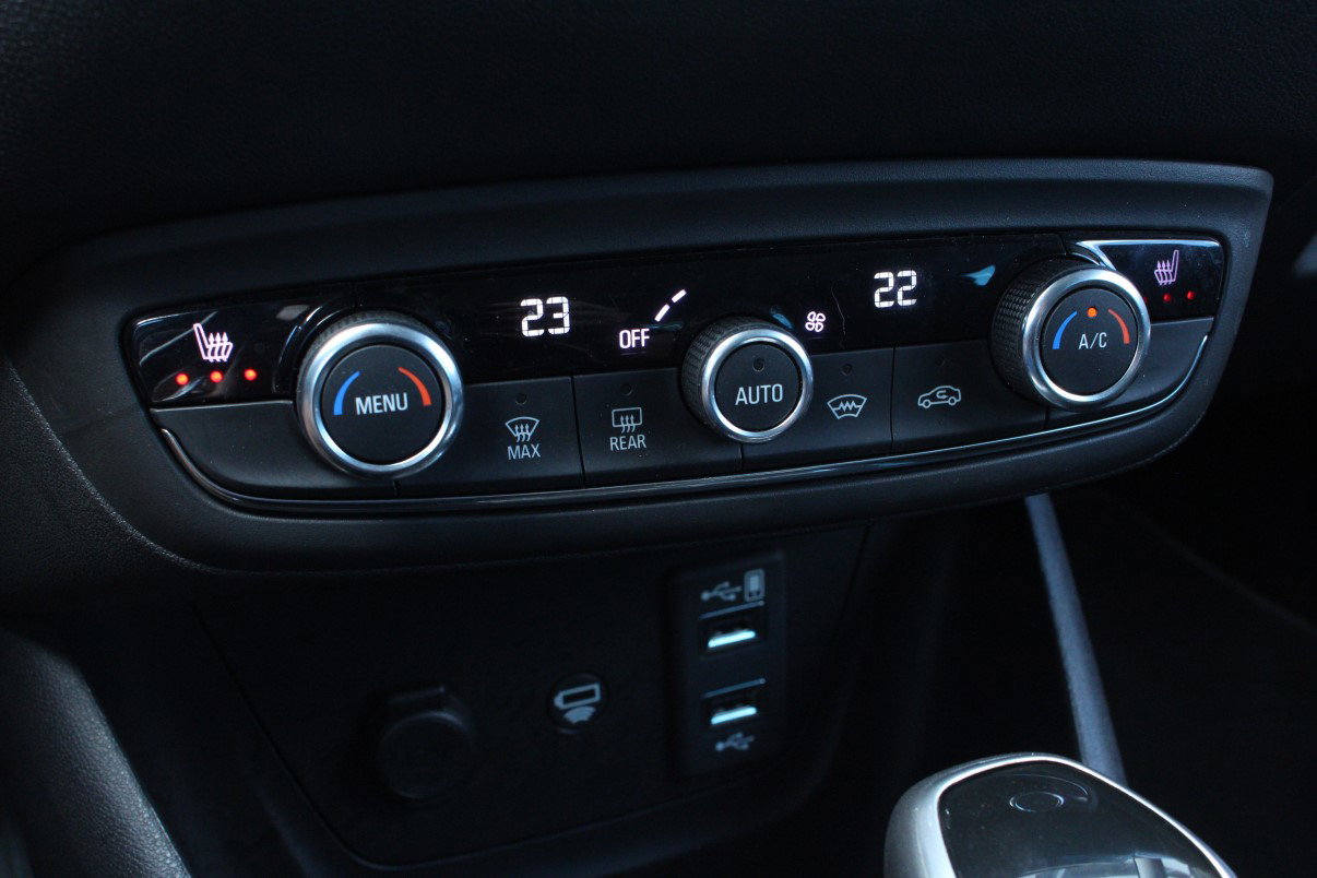 Opel 1.2 Turbo Innovation AUT 1eEIGNR! CARPLAY HUD STUURVW '19 - foto 21