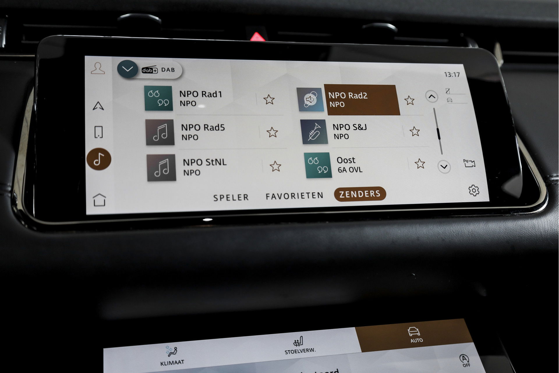 Land Rover - Range Rover Evoque