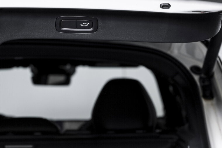 Lynk & Co - 01