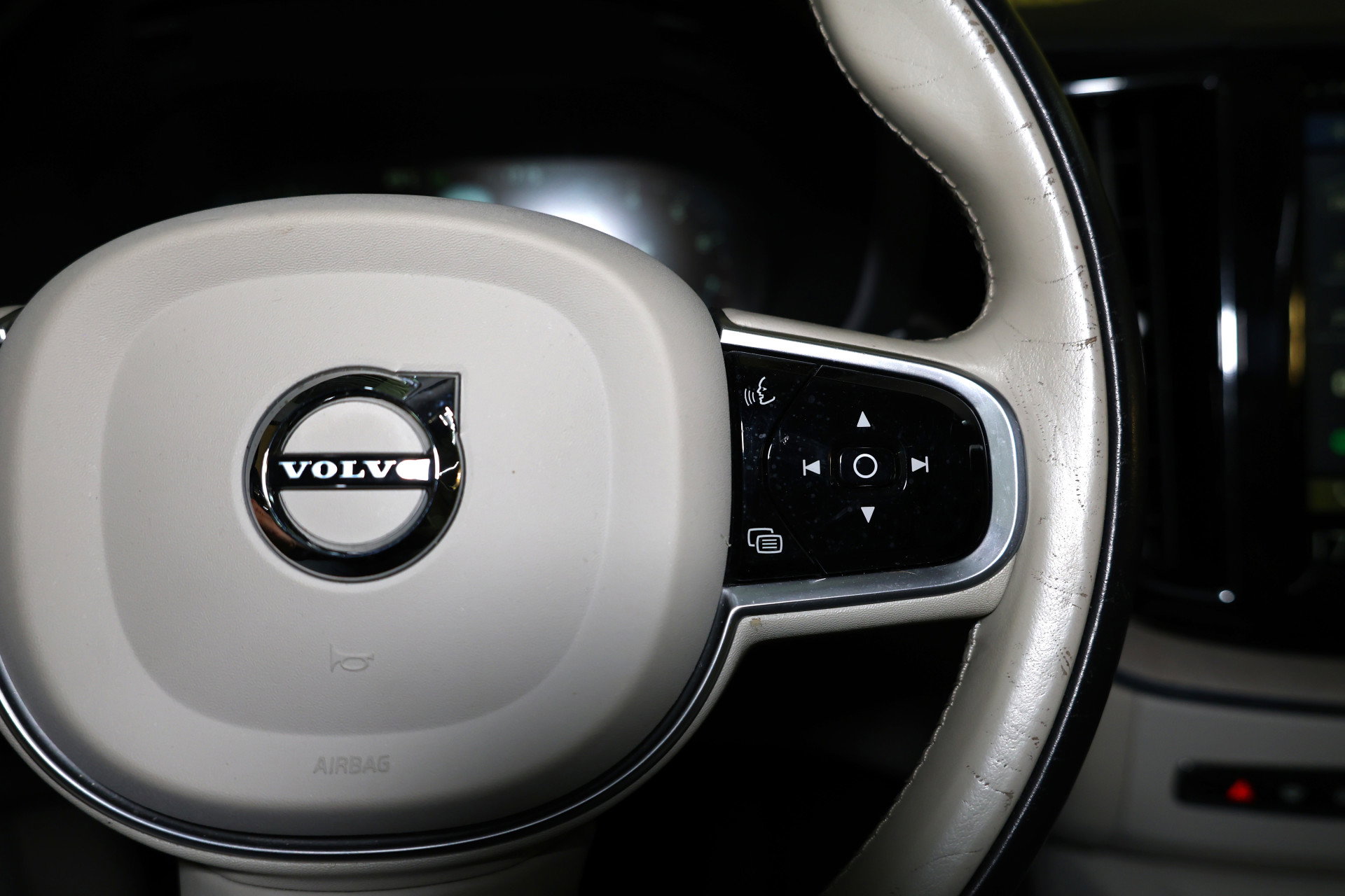Volvo 2.0 T5 AWD Inscription AVM CARPLAY 360CAM MEMORY CRUISE KEYLESS START" 17 - foto 15