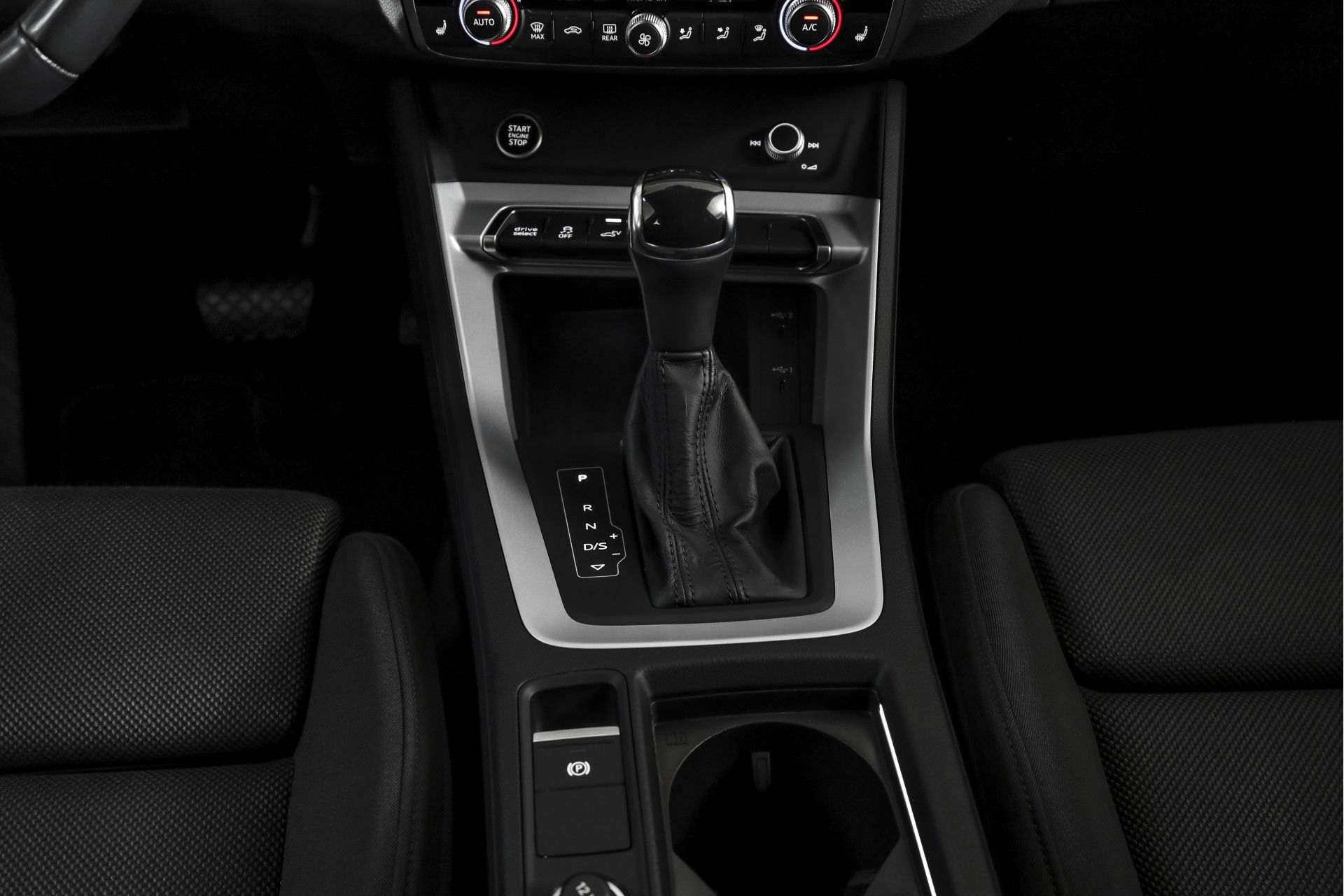 Audi - Q3
