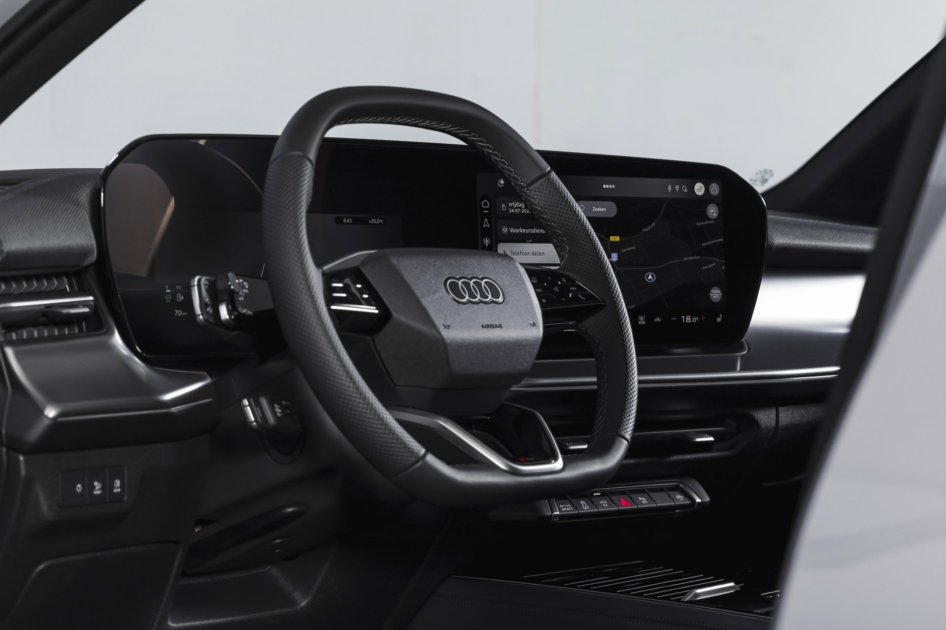 Audi - Q3