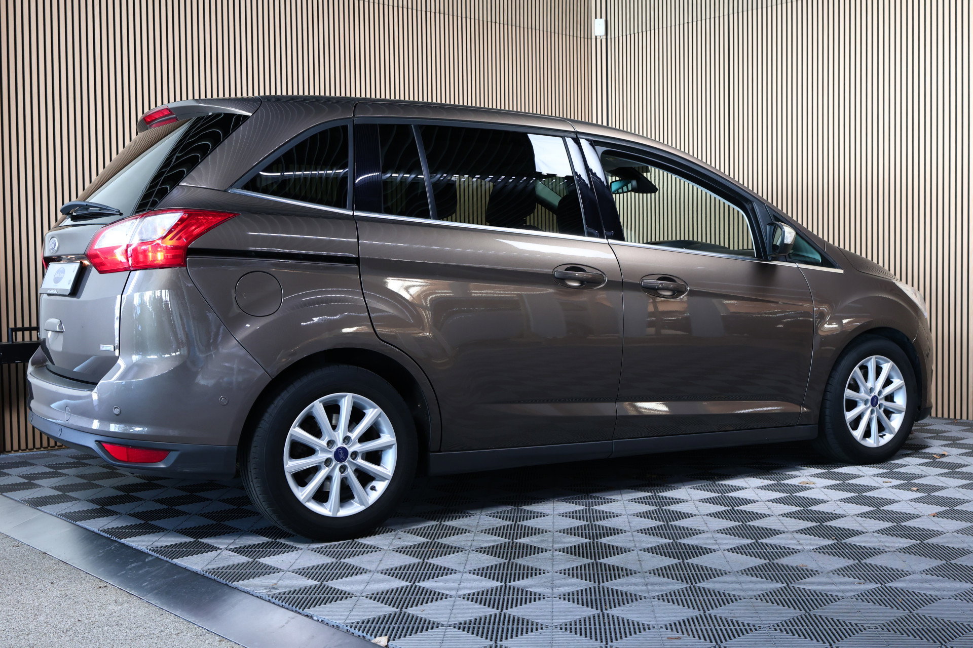 Ford 1.5 Titanium AUTOMAAT NAVI STOELVW KEYLS PDC CRUISE BT '17 - foto 7