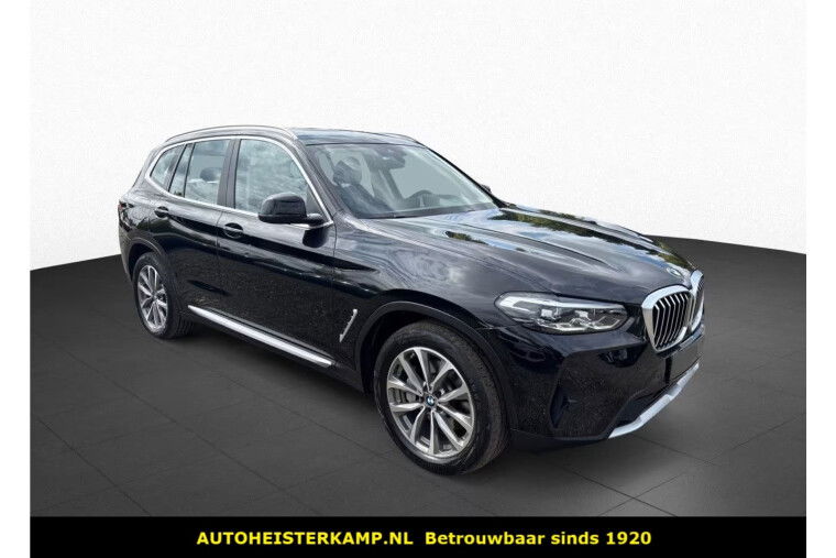 BMW X3 xDrive30d 286 PK Navi Camera Live Cockpit Sportstoelen Stoelverwarming 19 Inch