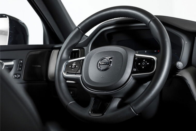 Volvo - XC60